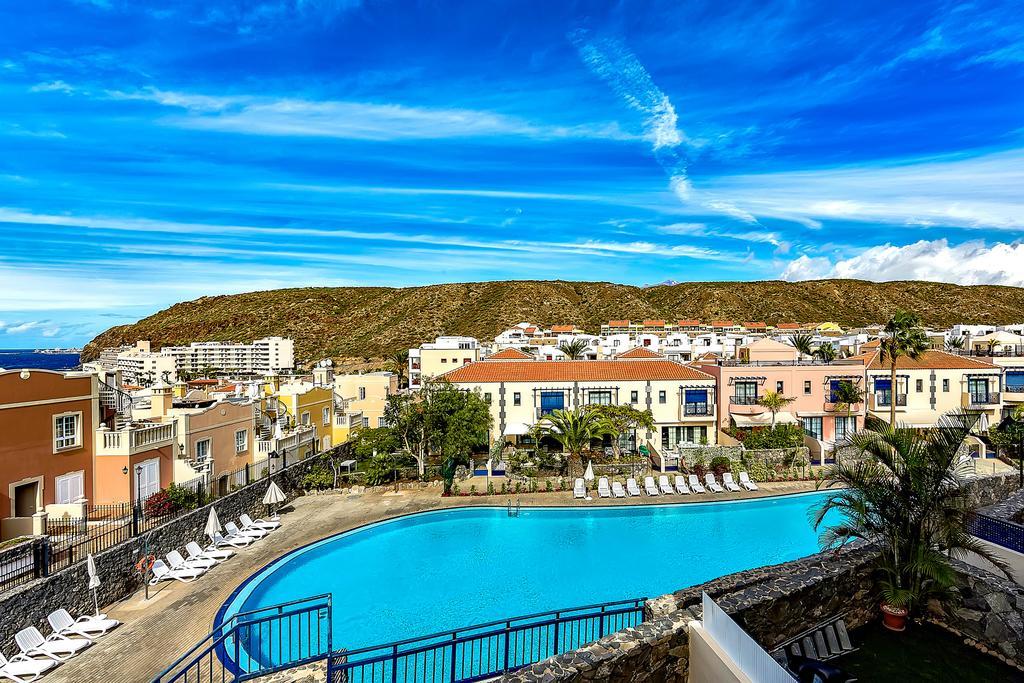 Beautiful House In Club De Mar Apartment Palm-mar Exterior photo