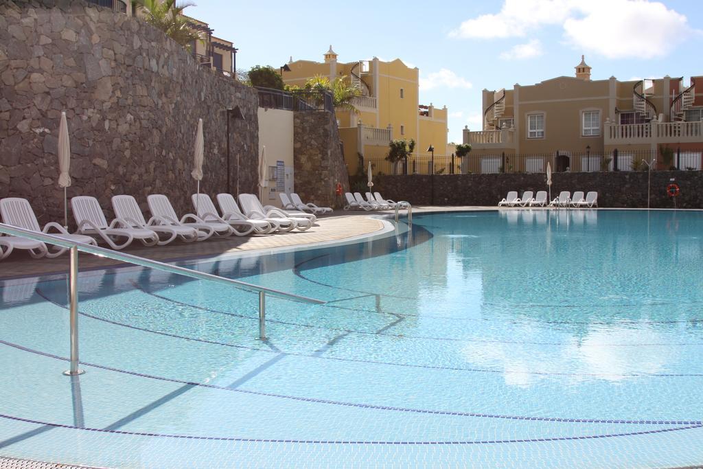Beautiful House In Club De Mar Apartment Palm-mar Exterior photo